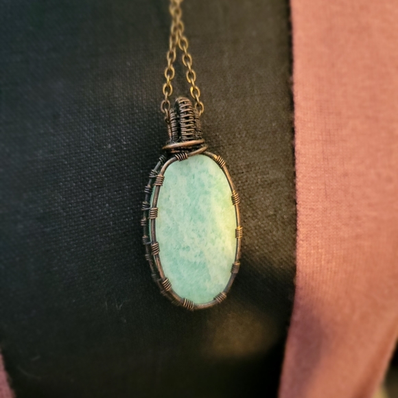 Aventurine handmade wire wrapped necklace. - Picture 5 of 5